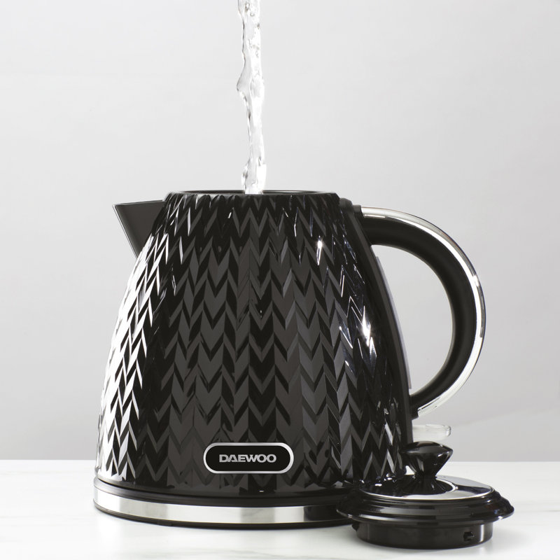 Daewoo Pyramid 1.7L Electric Kettle Daewoo Pyramid 1.7L Electric Kettle